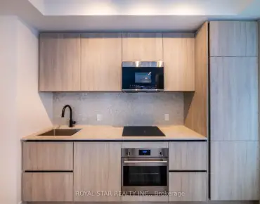 
#518-108 Peter St Waterfront Communities C1 3 beds 2 baths  garage 930000.00        