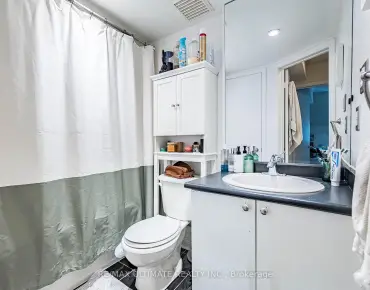 11 Niagara St Waterfront Communities C1 2 beds 1 baths 1 garage 889000.00