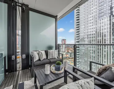 #3102-224 King St W Waterfront Communities C1 1 beds 1 baths garage 499999.00