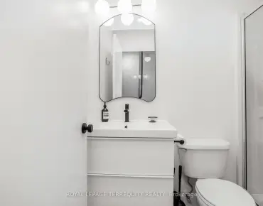 
            #704-50 Camden St Waterfront Communities C1 2睡房2卫生间1车位, 出售价格950000.00加元                    
