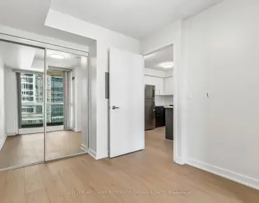 #1103-12 Yonge St Waterfront Communities C1 1 beds 1 baths 1 garage 549000.00