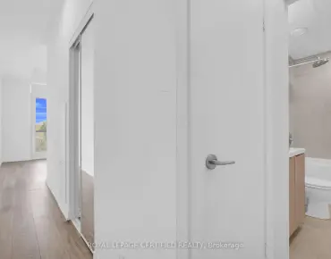 #919-2020 Bathurst St Humewood-Cedarvale 1 beds 1 baths garage 490000.00