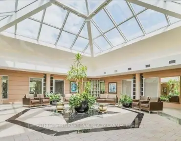 #1204-5 Concord Pl Banbury-Don Mills 1 beds 1 baths 1 garage 398000.00