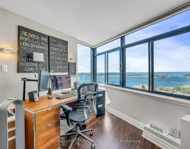 #1702-250 Queens Quay W Waterfront Communities C1 1 beds 1 baths garage 599900.00