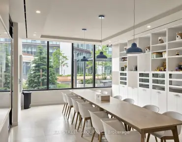 
            #806-138 Downes St Waterfront Communities C8 2睡房2卫生间车位, 出售价格610000.00加元                    