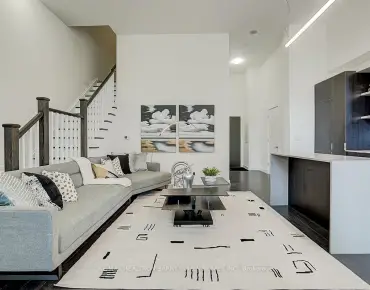 #TH107-6 Parkwood Ave Casa Loma 2 beds 3 baths 1 garage 1319000.00