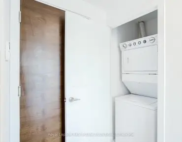 
#LPH21-35 Brian Peck Cres Thorncliffe Park 2 beds 2 baths 1 garage 729000.00        