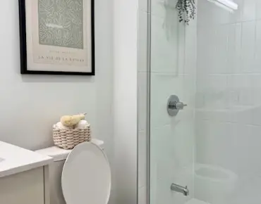 
            #102-10 Oak St Regent Park 2睡房3卫生间1车位, 出售价格900900.00加元                    