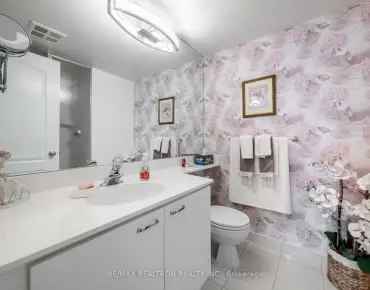 #309-265 Ridley Blvd Bedford Park-Nortown 2 beds 2 baths 1 garage 825000.00
