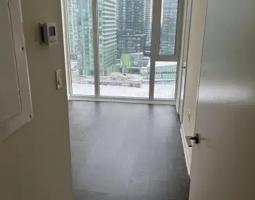
#806W-27 Bathurst St Waterfront Communities C1 2 beds 2 baths 1 garage 820000.00        