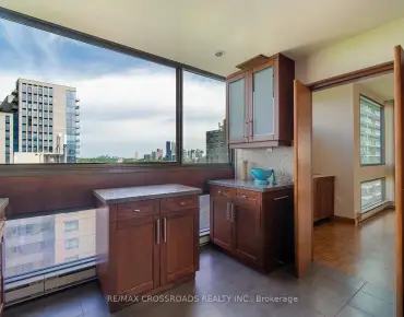 150 Heath St W 1301-1302 N/A Casa Loma 4睡房4卫生间2车位, 出售价格2499000.00加元