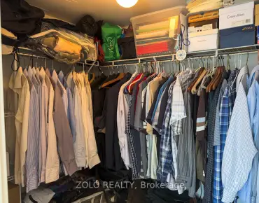 
            #817-320 Richmond St E Moss Park 1睡房1卫生间1车位, 出售价格388000.00加元                    