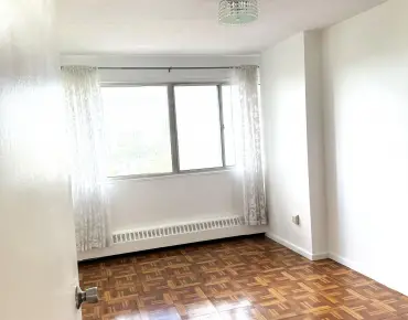 #906-725 Don Mills Rd Flemingdon Park 2睡房1卫生间1车位, 出售价格525000.00加元