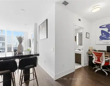 
#3807-10 York St Waterfront Communities C1 1 beds 1 baths  garage 589777.00        