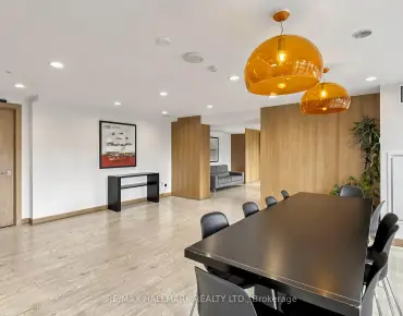 
#313-295 Adelaide St W Waterfront Communities C1 2 beds 2 baths 1 garage 699900.00        
