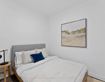 #815-88 Queen St Church-Yonge Corridor 1 beds 2 baths garage 546000.00