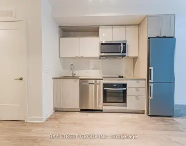 
            #1227E-70 Princess St Moss Park 1睡房1卫生间车位, 出售价格399990.00加元                    