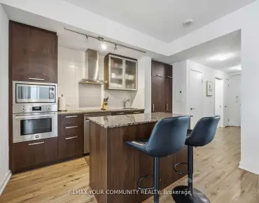 #2302-14 York St Waterfront Communities C1 2睡房2卫生间1车位, 出售价格669900.00加元