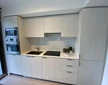
            #1010-11 Wellesley St W Bay Street Corridor 睡房1卫生间车位, 出售价格359000.00加元                    
