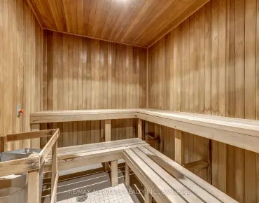 #804-208 Queens Quay W Waterfront Communities C1 1睡房2卫生间1车位, 出售价格689900.00加元