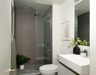 #508-111 Bathurst St Waterfront Communities C1 1睡房1卫生间车位, 出售价格459000.00加元