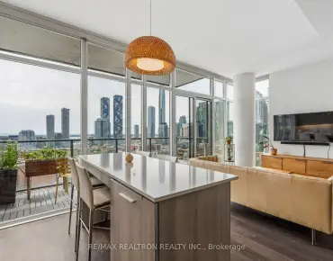 
            #1910-105 George St Moss Park 1睡房2卫生间1车位, 出售价格645000.00加元                    