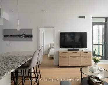 #902-8 Charlotte St Waterfront Communities C1 2 beds 2 baths 1 garage 834900.00