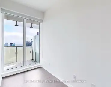 
#5905-197 Yonge St Church-Yonge Corridor 1 beds 1 baths 1 garage 612800.00        