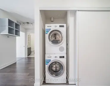 
            #2309-30 Roehampton Ave Mount Pleasant West 1睡房1卫生间车位, 出售价格586000.00加元                    