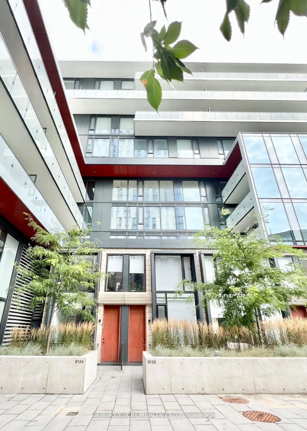 Toronto 共管镇屋