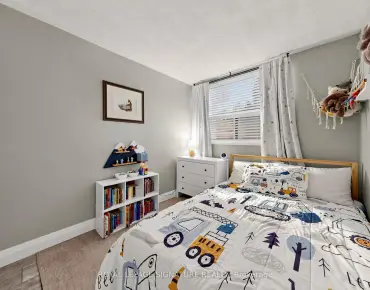 #116-1801 O'Connor Dr Victoria Village 2 beds 1 baths 1 garage 409000.00