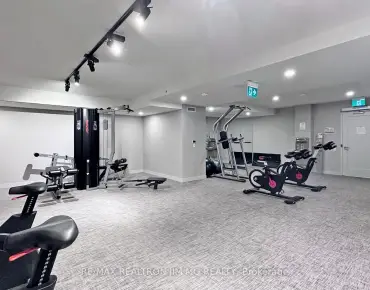 
#706-28 Wellesley St E Church-Yonge Corridor 1 beds 1 baths  garage 438000.00        