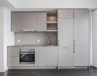 
            #2408-100 Harbour St Waterfront Communities C1 睡房1卫生间车位, 出售价格411000.00加元                    
