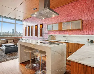 
            #519-388 Richmond St W Waterfront Communities C1 2睡房2卫生间1车位, 出售价格725000.00加元                    