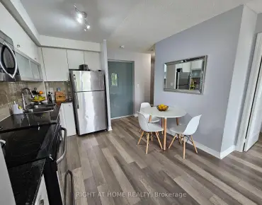 
            #307-2015 Sheppard Ave E Henry Farm 2睡房3卫生间1车位, 出售价格639999.00加元                    