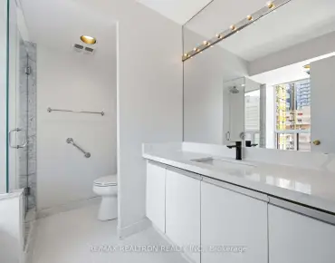 #704-25 Maitland St Church-Yonge Corridor 2睡房2卫生间1车位, 出售价格688000.00加元