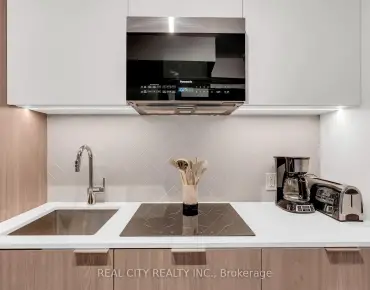 
#TH114-28 Eastern Ave Moss Park 2 beds 3 baths  garage 899999.00        