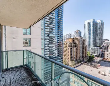 #1704-212 Eglinton Ave E Mount Pleasant East 2睡房2卫生间1车位, 出售价格825000.00加元