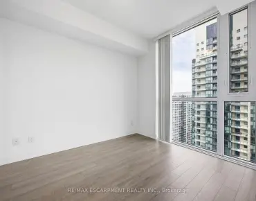 
            #2909-5180 Yonge St Willowdale West 2睡房2卫生间2车位, 出售价格699000.00加元                    
