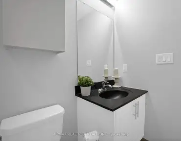 
#707-133 Wynford Dr Banbury-Don Mills 2 beds 2 baths 1 garage 639900.00        