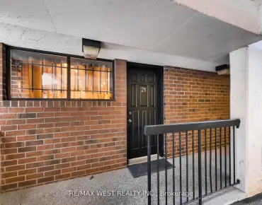 21 Dundonald St Church-Yonge Corridor 3 beds 3 baths 1 garage 980000.00