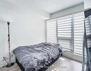 #4608-181 Dundas St E Moss Park 1 beds 1 baths garage 395000.00