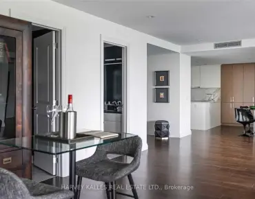 
            #320-1 Benvenuto Pl Casa Loma 2睡房3卫生间2车位, 出售价格3695000.00加元                    