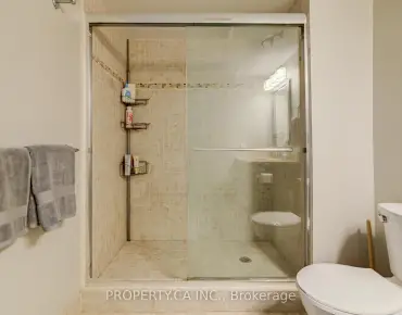 
            #1008-92 King St Church-Yonge Corridor 2睡房2卫生间车位, 出售价格699999.00加元                    