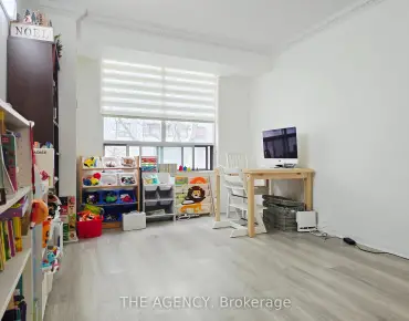 #207-5940 Yonge St Newtonbrook West 2睡房2卫生间1车位, 出售价格399000.00加元