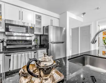 #2809-10 Yonge St Waterfront Communities C1 1 beds 2 baths garage 699000.00
