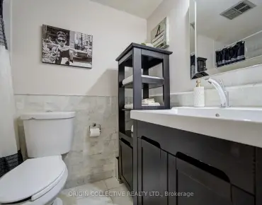 #305-19 Dundonald St Church-Yonge Corridor 2睡房2卫生间1车位, 出售价格775000.00加元