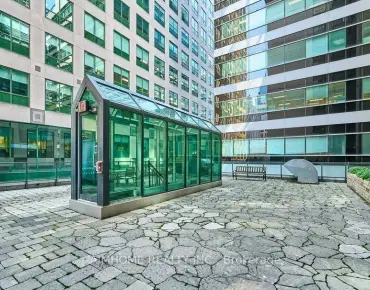 #1206-263 Wellington St W Waterfront Communities C1 1睡房1卫生间1车位, 出售价格499990.00加元
