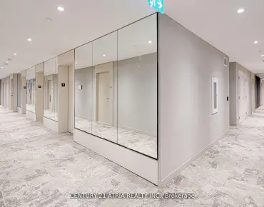#1810-2020 Bathurst St Humewood-Cedarvale 1睡房1卫生间车位, 出售价格385000.00加元