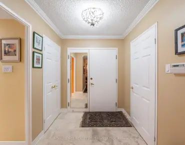 #1404-131 Beecroft Rd Lansing-Westgate 2睡房2卫生间1车位, 出售价格778000.00加元